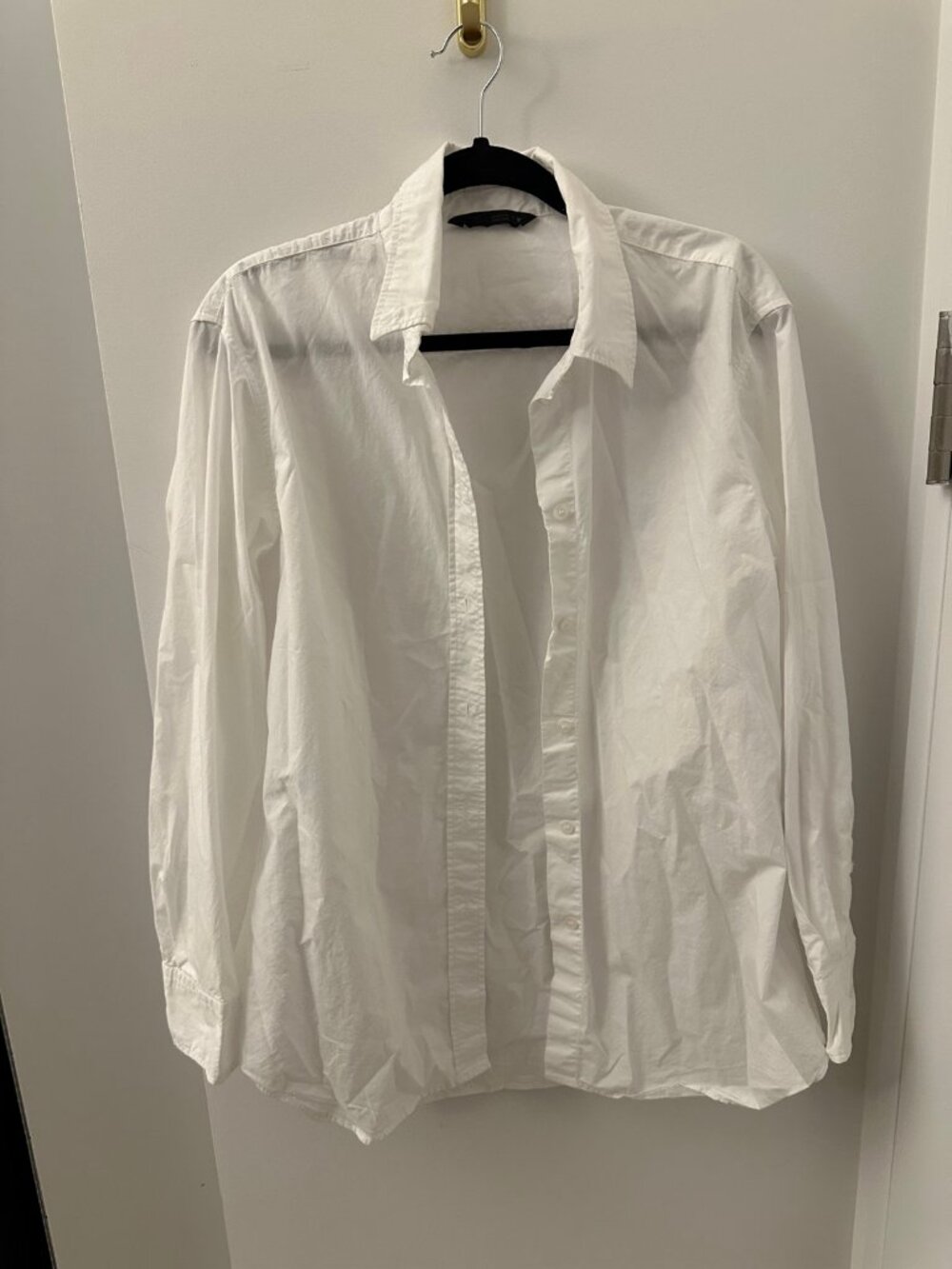 Zara White Button-Down Shirt M